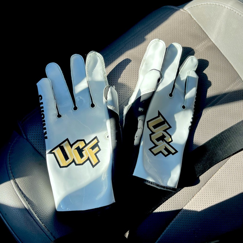 Central Florida - XL Men’s football Nike gloves (team-issued)
